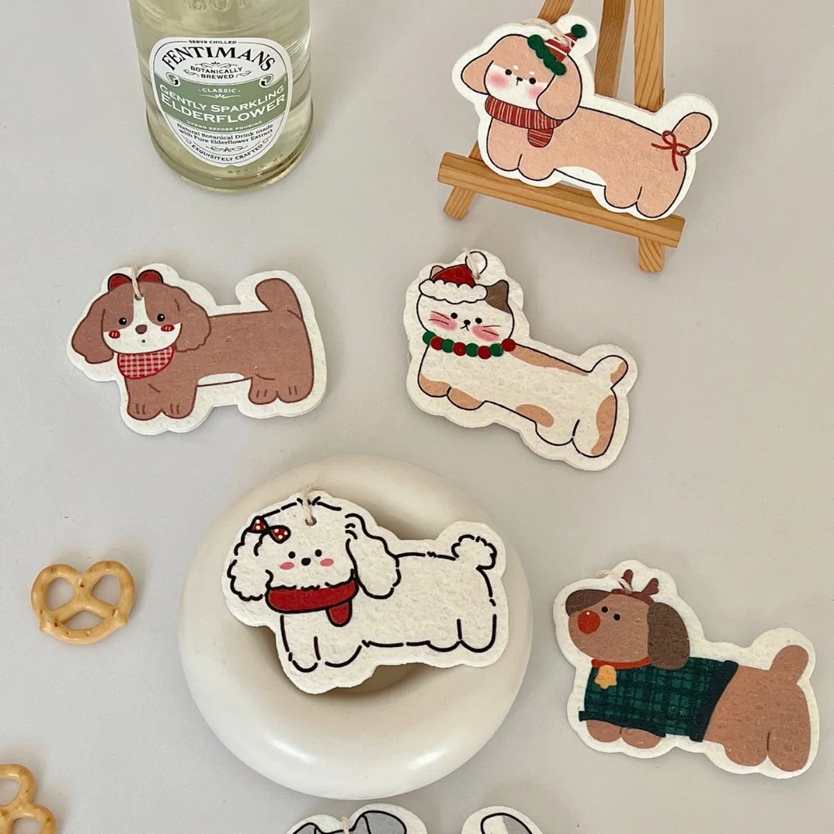 CHULELE Christmas Series Puppy & Kitten Wood Pulp Sponge – Cute Compressed Cellulose Scrubber, Holiday Pop-up Dishcloth for Kitchen Cleaning Gift